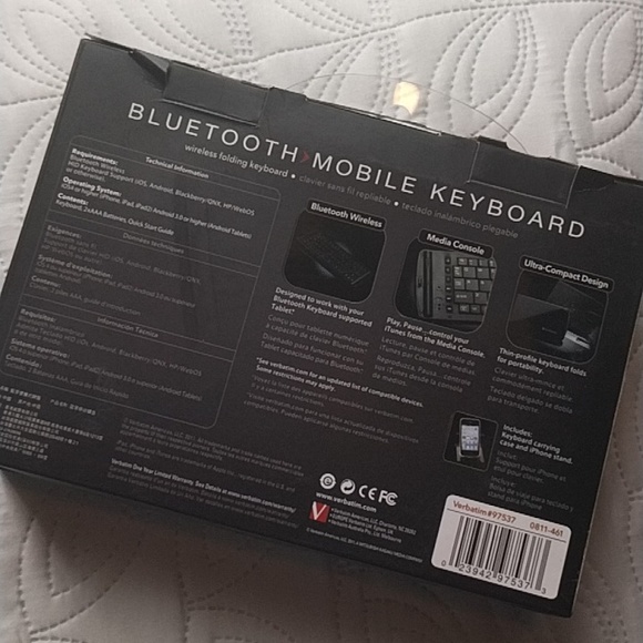 Bluetooth Mobile Keyboard - Picture 2 of 12